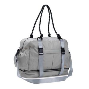 BLOGILATES NEW ultimate gym equipped bag -light gray/khaki.